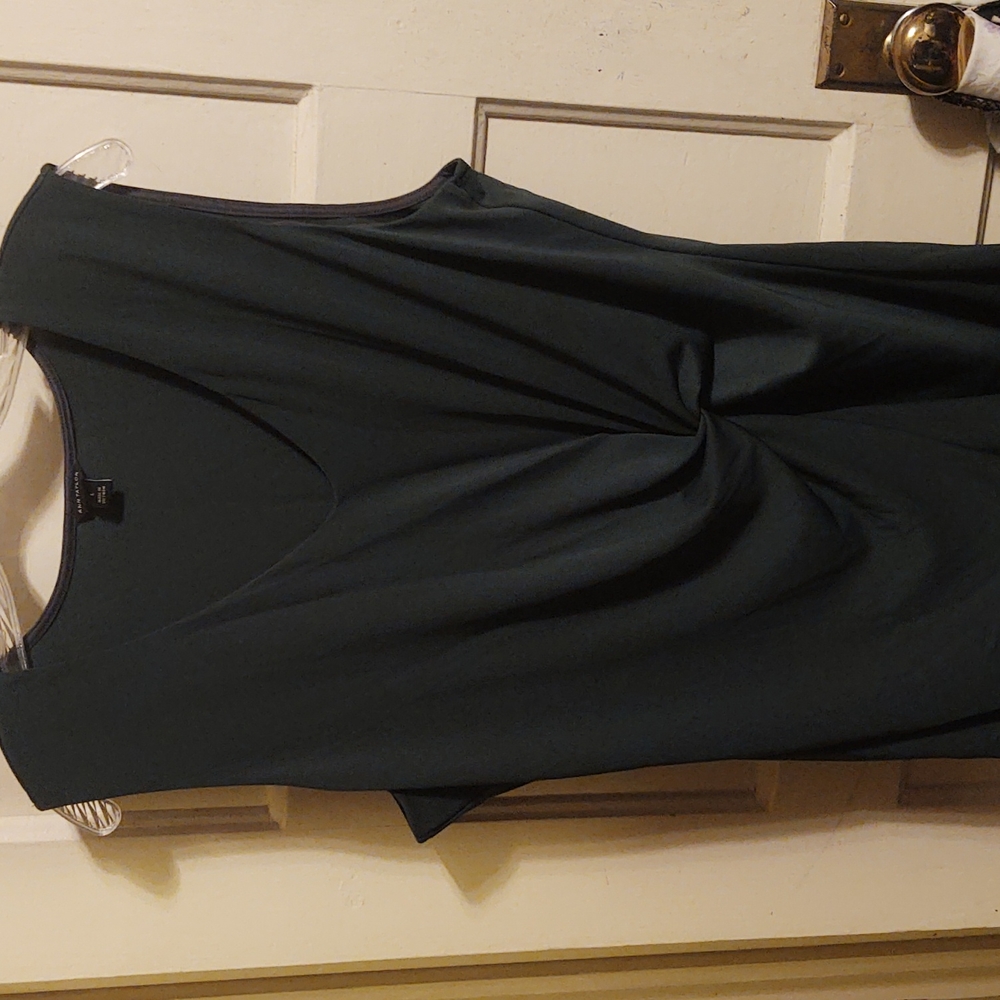 L - Ann Taylor sleeveless blouse